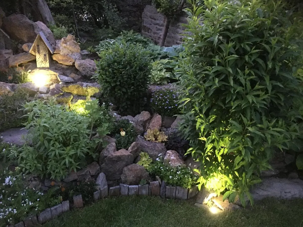 Homestay La Goelette Apartment Saint-Suliac France